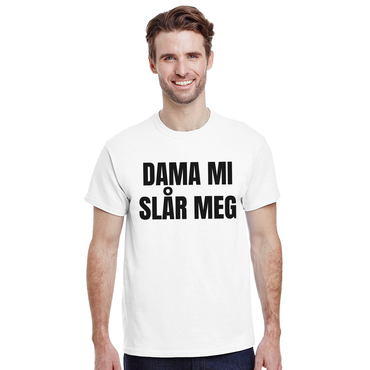 Dama mi slår meg – morsom t-skjorte med norsk humor fra Køddeklær